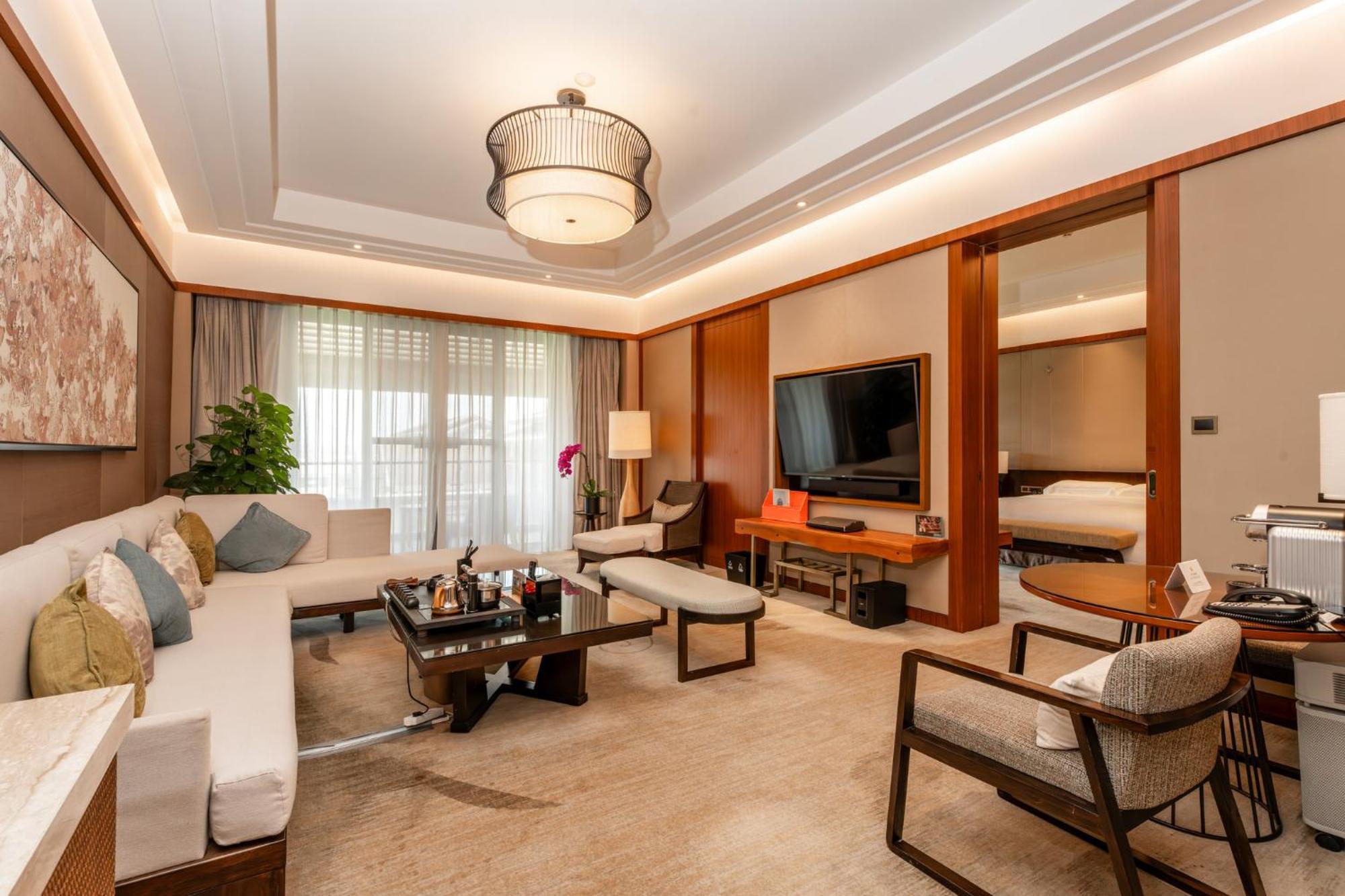 Intercontinental Kunming By Ihg Hotel ภายนอก รูปภาพ